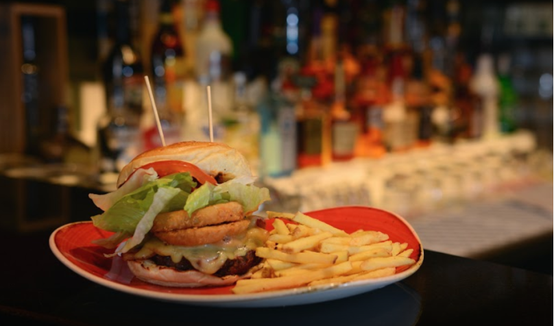 Burger feast at Rockers - Meal for 2! - 20% Discount included